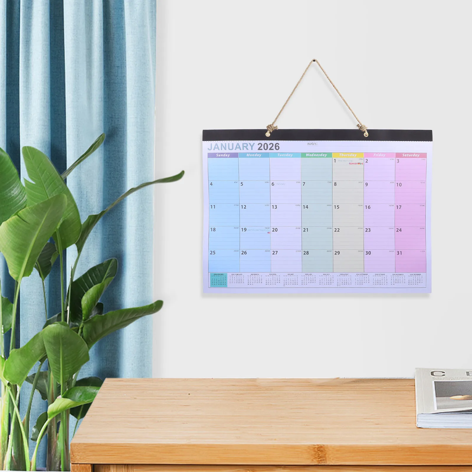 Kalendarz ścienny na 18 miesięcy 2026, minimalistyczny, z angielskim układem, do szkoły, biura, zarządzania czasem rodzinnym, planowania i dekoracji.