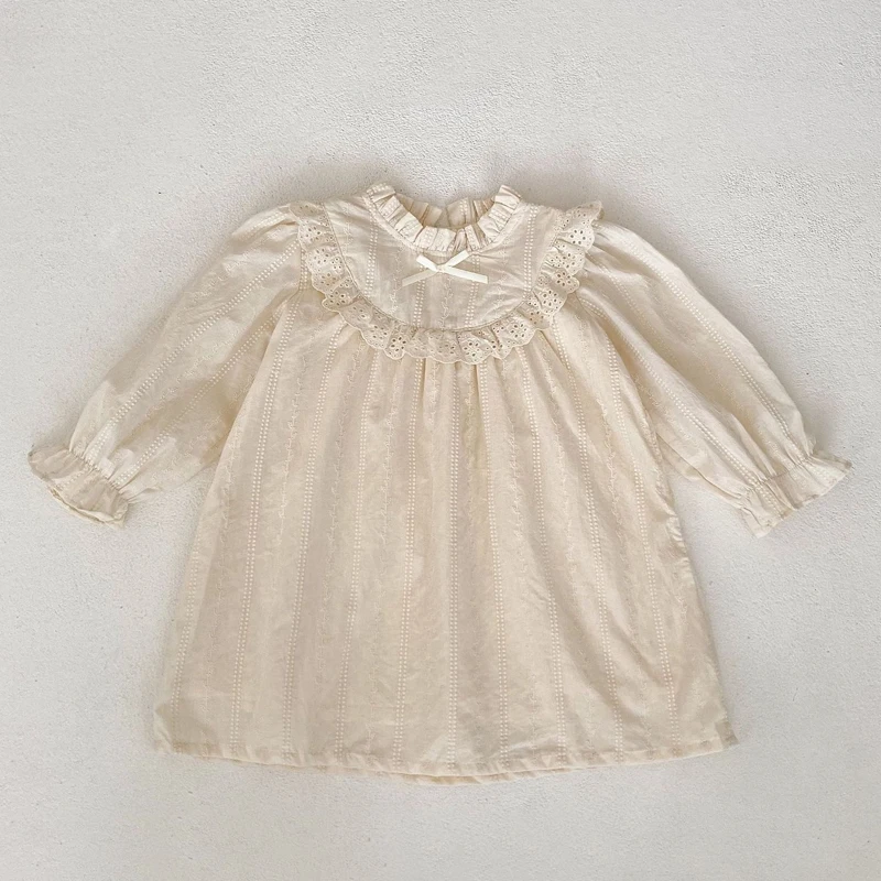 Autumn new 0-3 year old baby clothes baby girl sisters dress delicate ear collar lace embroidery long sleeve dress