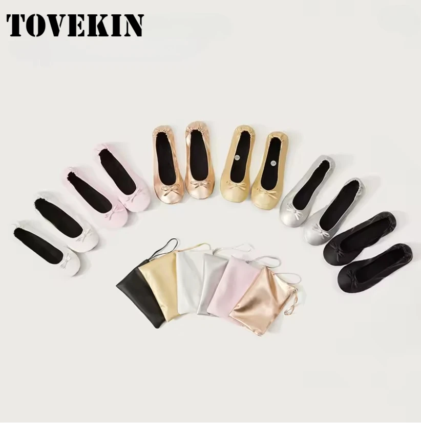 

Women's Foldable Portable Ballet Flats Soft Sole Roll Up Slippers Slip on Comfy Dancing Flat Shoes with Bag for Travel Wedding
