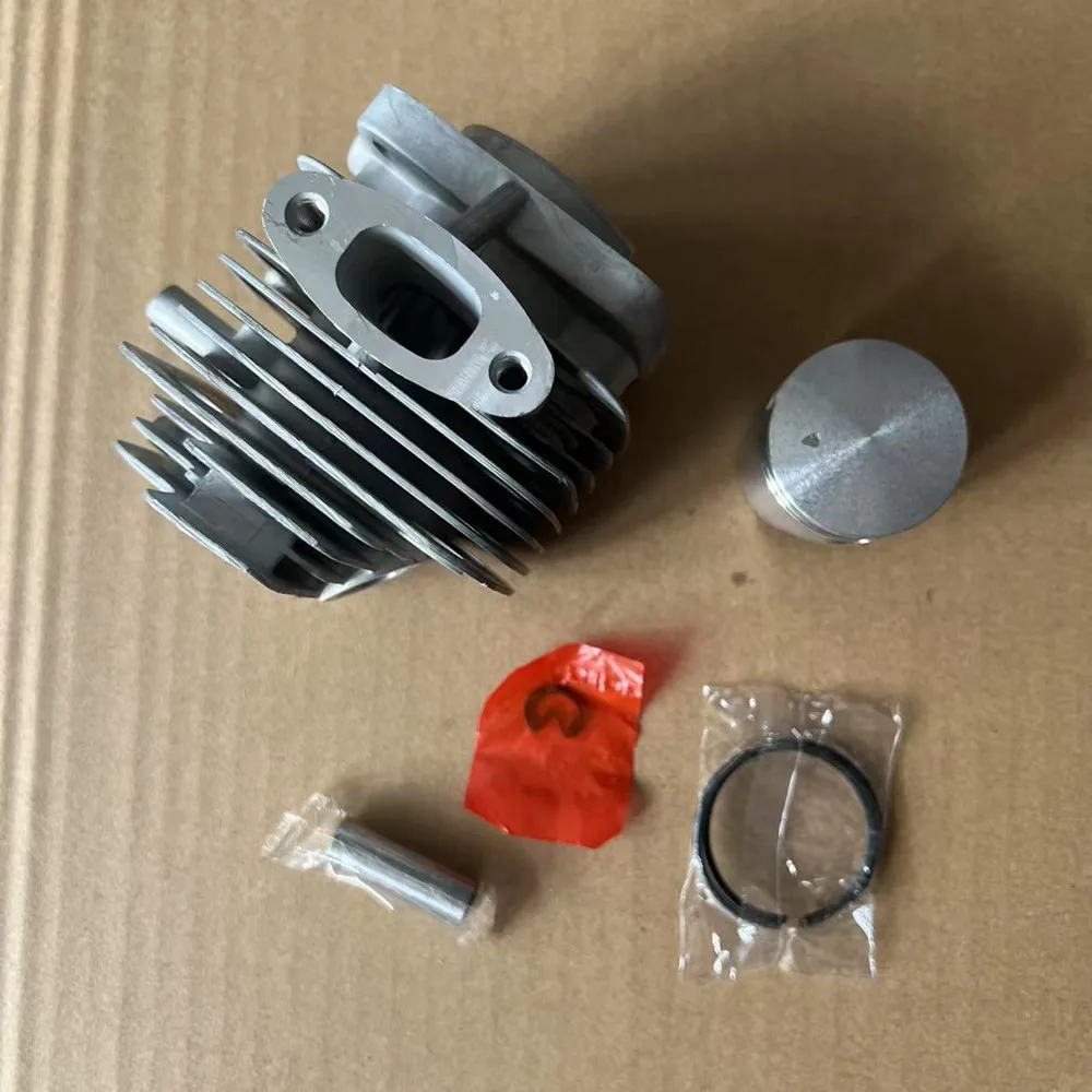 

AE420 Cylinder Piston Kit 40MM For Maruyama AE500 BC420H BC4200H BCF4200H BC420H-RS BC500H BC5000H BCF5000H BC422 CE420 M45