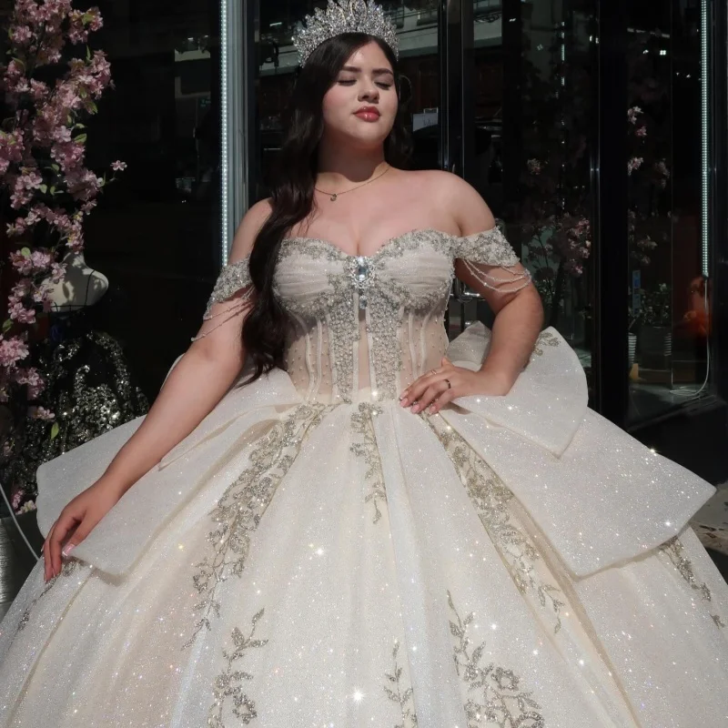 

Light Champagne Quinceanera Dresses Off the Shoulder Glitter Decal Layering Bow Long tail Vestidoe 15 Quinceanera Customize