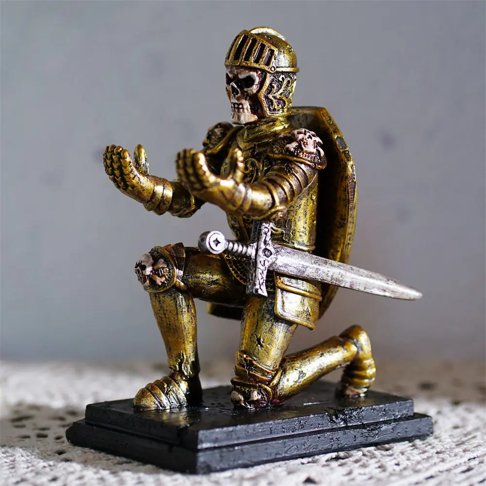 Lord of the Rings Knight Skeleton Warrior Pen Holder Storage Jewelry Home Study Tabletop Jewelry for Boys Sex Gifts