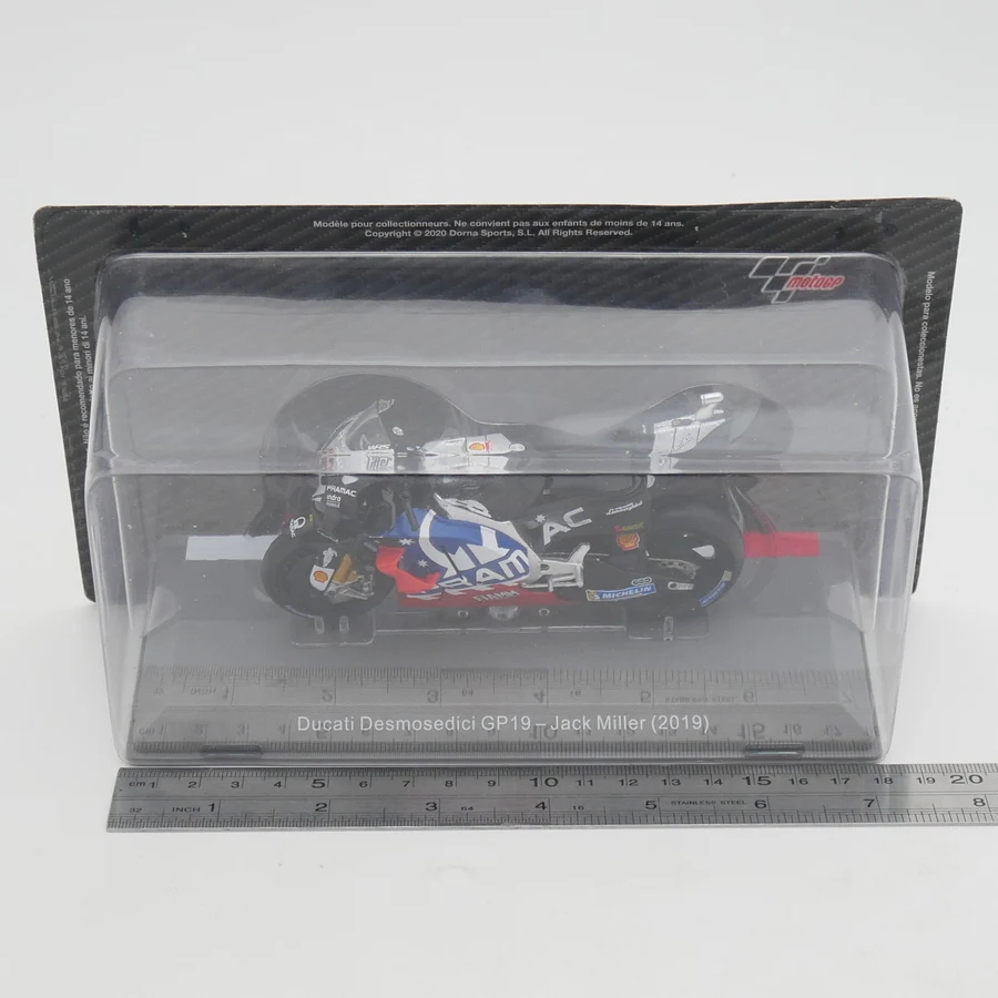 Moulé sous pression Ixo 1:18 échelle Moto GP 2019 DUCATI GP19 Jack Miller Ducati modèle de voiture jouet à collectionner cadeau Souvenir affichage ornement