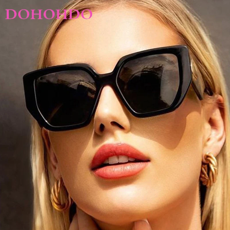 

Vintage Square Frame Sunglasses For Women Classic Fashion Brand Designer Sun Glasses Men Summer Traveling Driving Shades UV400