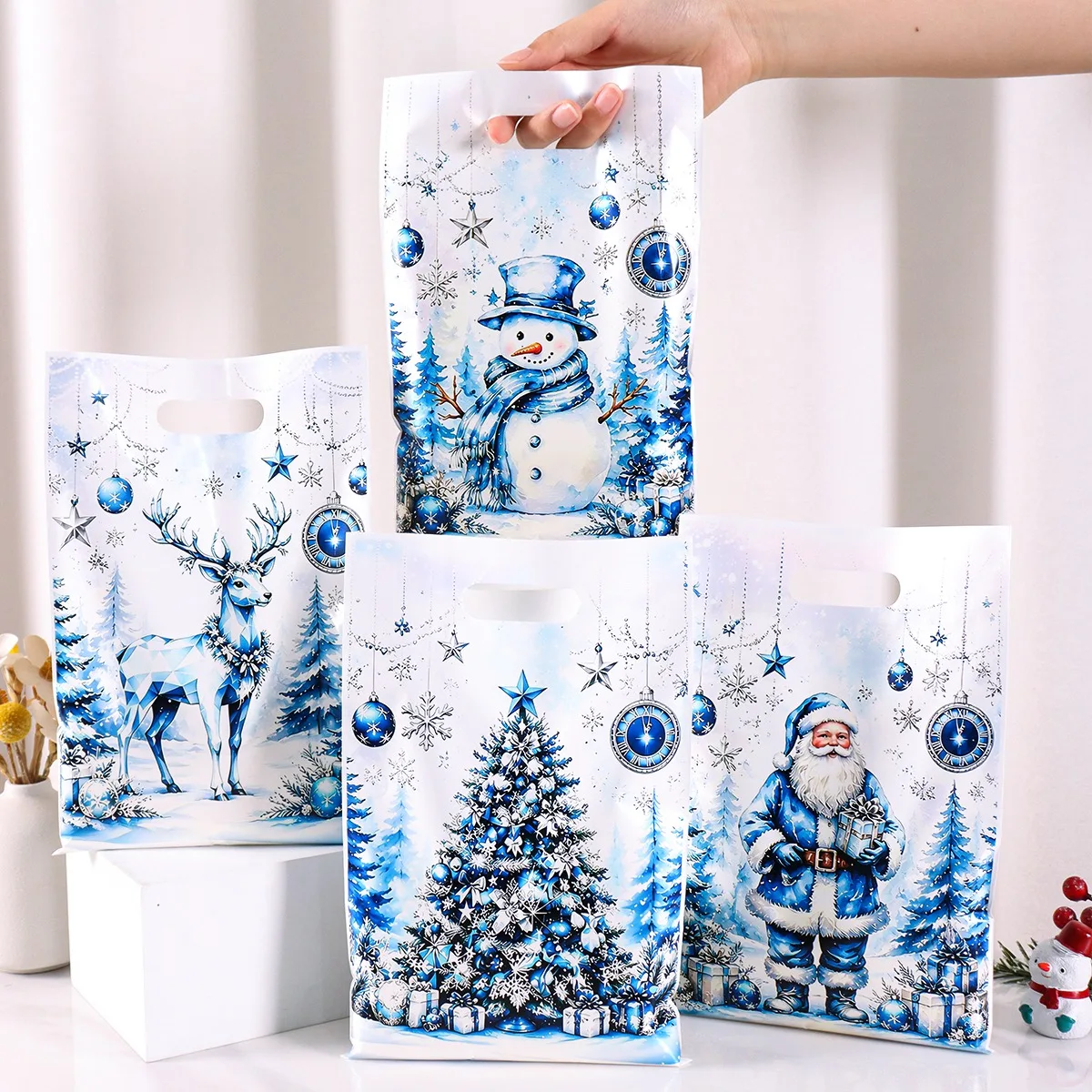 Sacs cadeaux de Noël 10/20/50 pièces, sacs fourre-tout réutilisables sur le thème du pays des merveilles d'hiver, sacs de célébration de Noël pour fournitures de fête festive