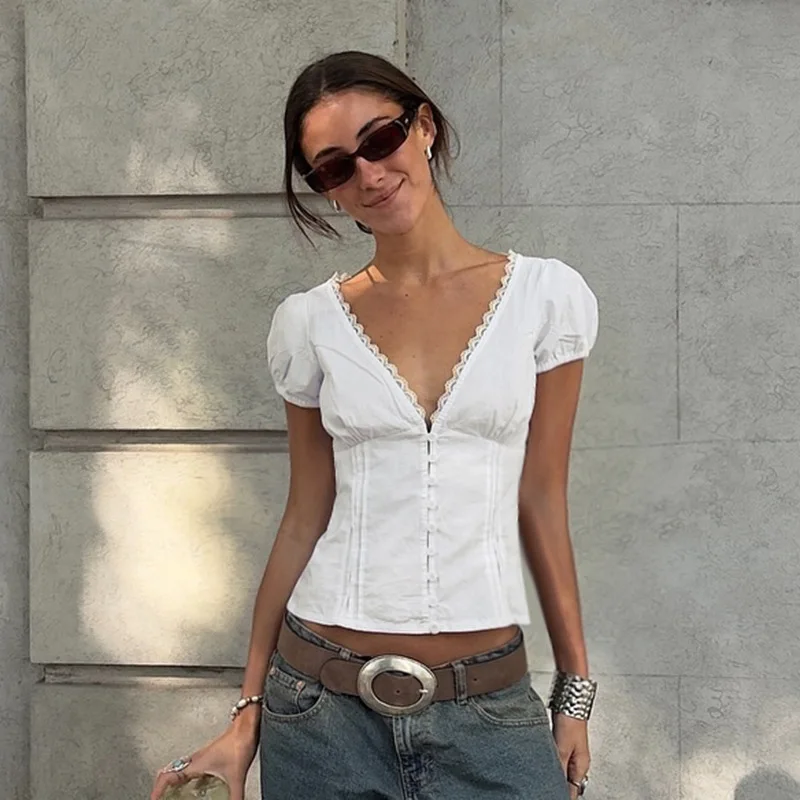 بلوزة نسائية أنيقة بياقة على شكل V وأكمام قصيرة منتفخة مع تطريز دانتيل، سترة ضيقة للنساء الشابات لفصل الخريف
