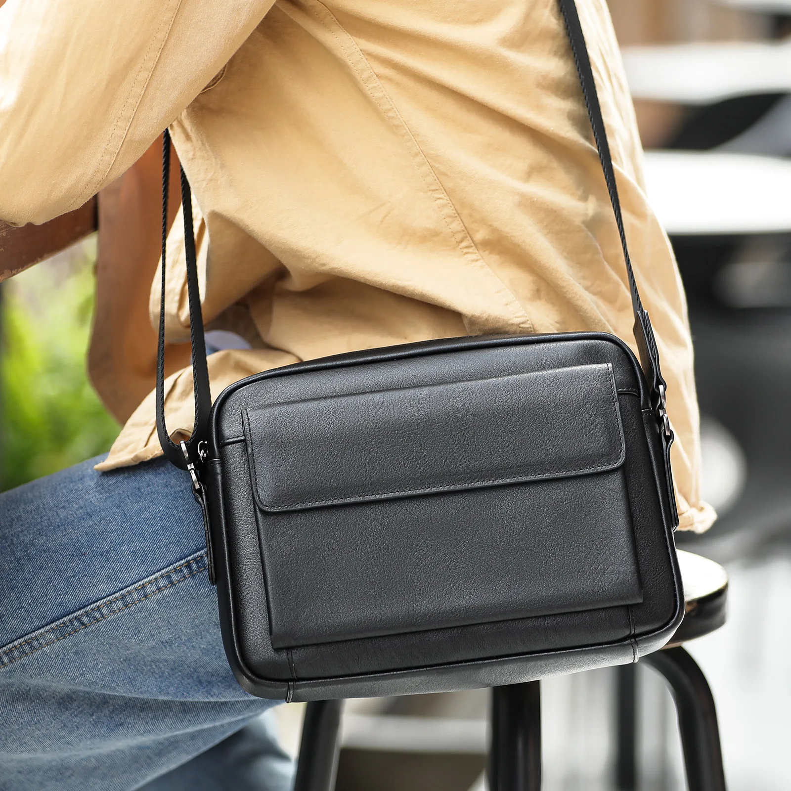 حقيبة يد من جلد البقر الحقيقي بمشبك وسحاب حقيبة يد عصرية للرجال والنساء حقيبة كتف كاجوال للفتيات والأولاد حقيبة كروس حقائب ساع