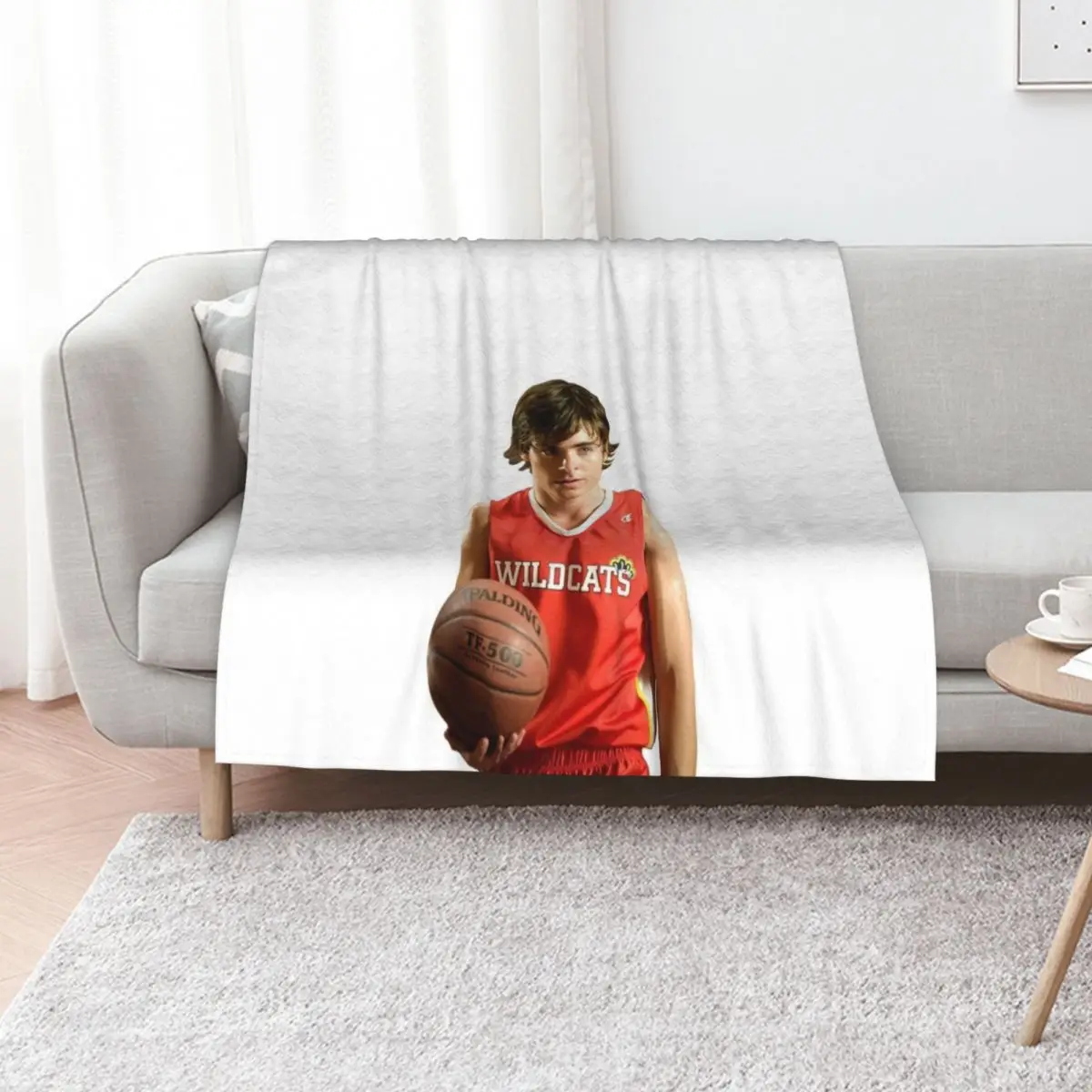 

troy bolton Throw Blanket Thin Sofa Throw Picnic funny gift Blankets