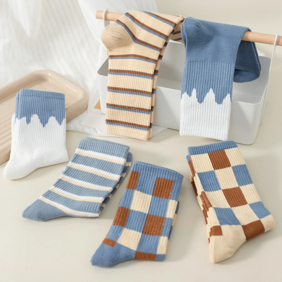 

5 пар повседневных однотонных замшевых носков в осенне-зимнем университетском стиле, подходящих для мужчин и женщин, теплая и повседневная одежда