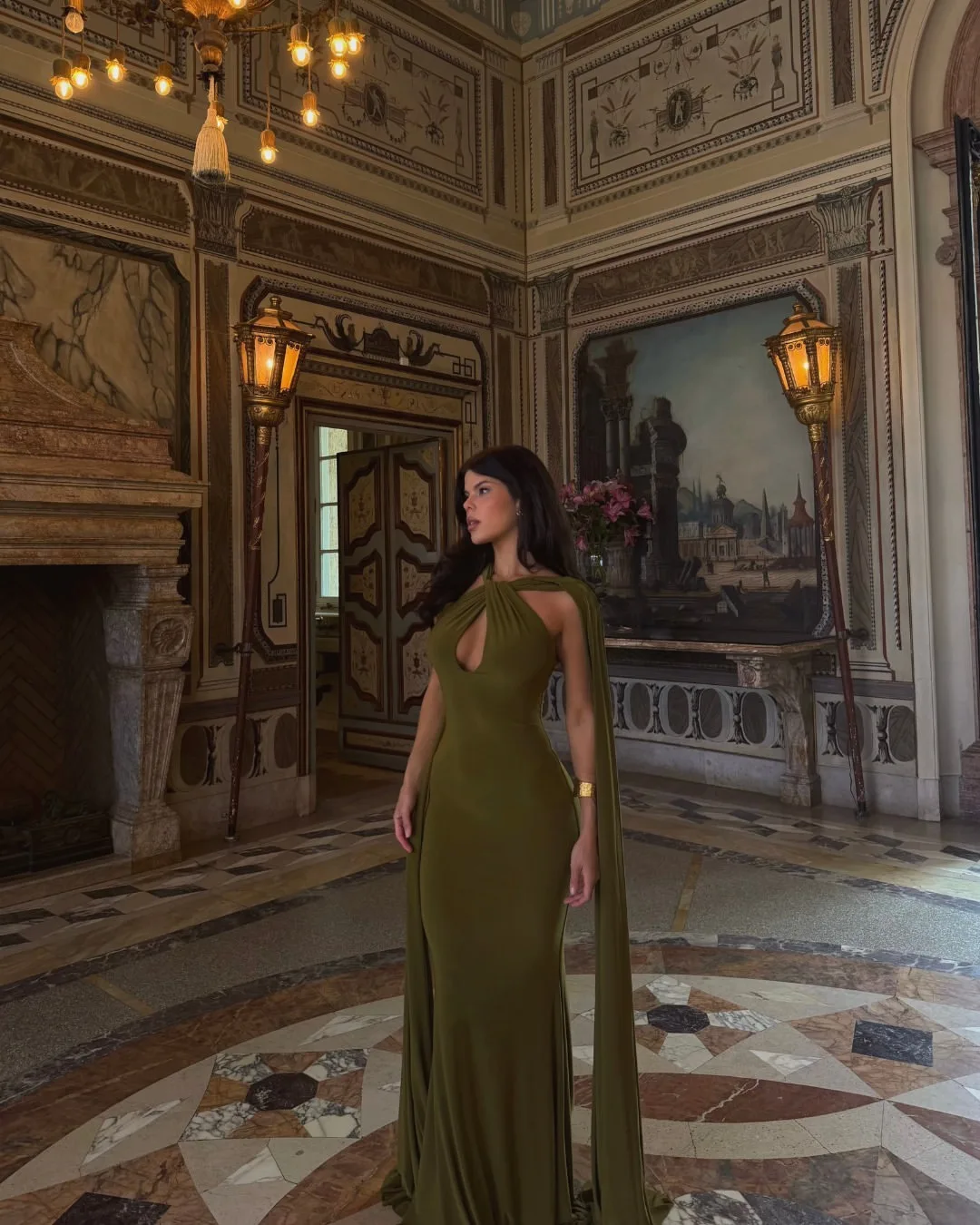 Elegant Paty Dresses 2026 Olive Green Halter Cutout Dress Women Twist Front Keyhole Cape Sleeve Backless Floor Length Evening Dr