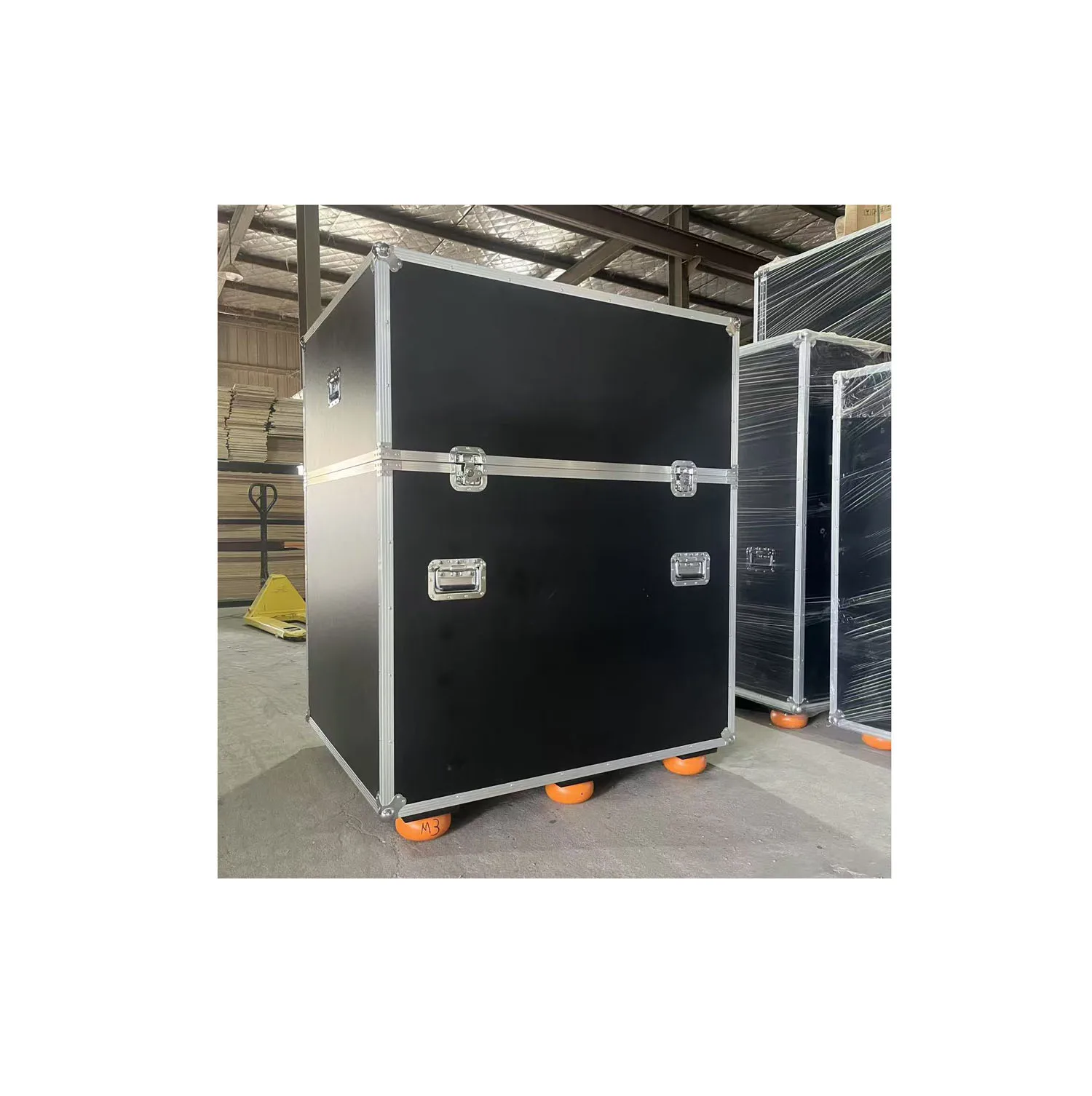 Aluminum Flight Case, ABS MDF Construction Heavy Duty Road Case, Shockproof EVA Foam Lining, Custom Carrying Case for Transport