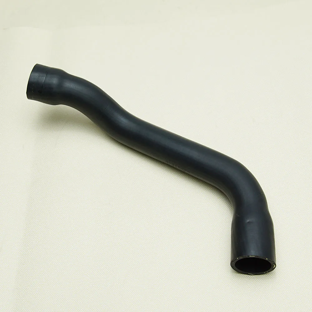31319444 For Volvo XC90 2003 2004 2005 2006 2007 2008 2009 2010 2011 The upper coolant hose of the engine radiator Auto Parts