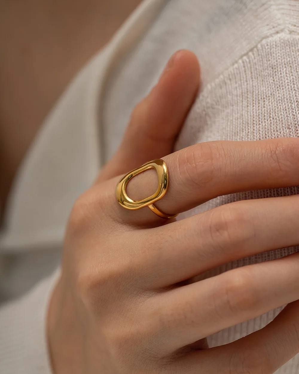 

Stainless Steel PVD 18K Gold Plated Tarnish Waterproof Simply Cutout Solid Rings For Woman Jewelry Wholesale Trendy INS