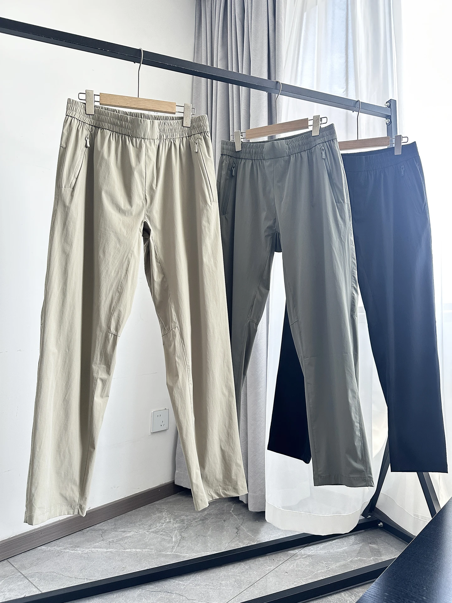 Men's Summer Casual Pants Straight Leg Ice Silk Quick Dry Breathable High Elasticity Tailored Versatile Straight Cut Casual P...