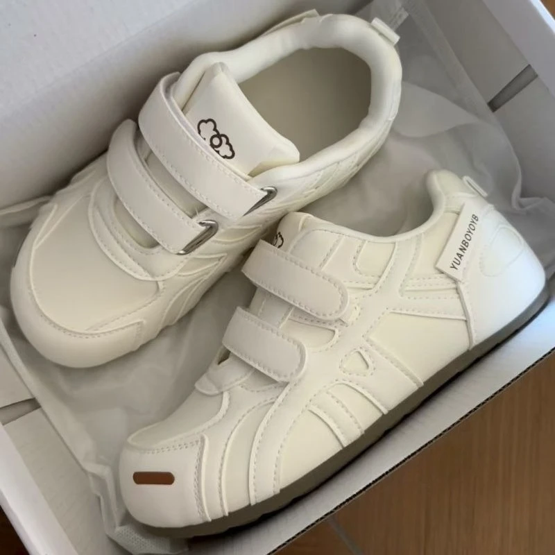 

New Thick Soled White Shoes New Spring and Autumn Women's Shoes Casual Outdoor Casual Shoes Versatile Comfortable Sneakers