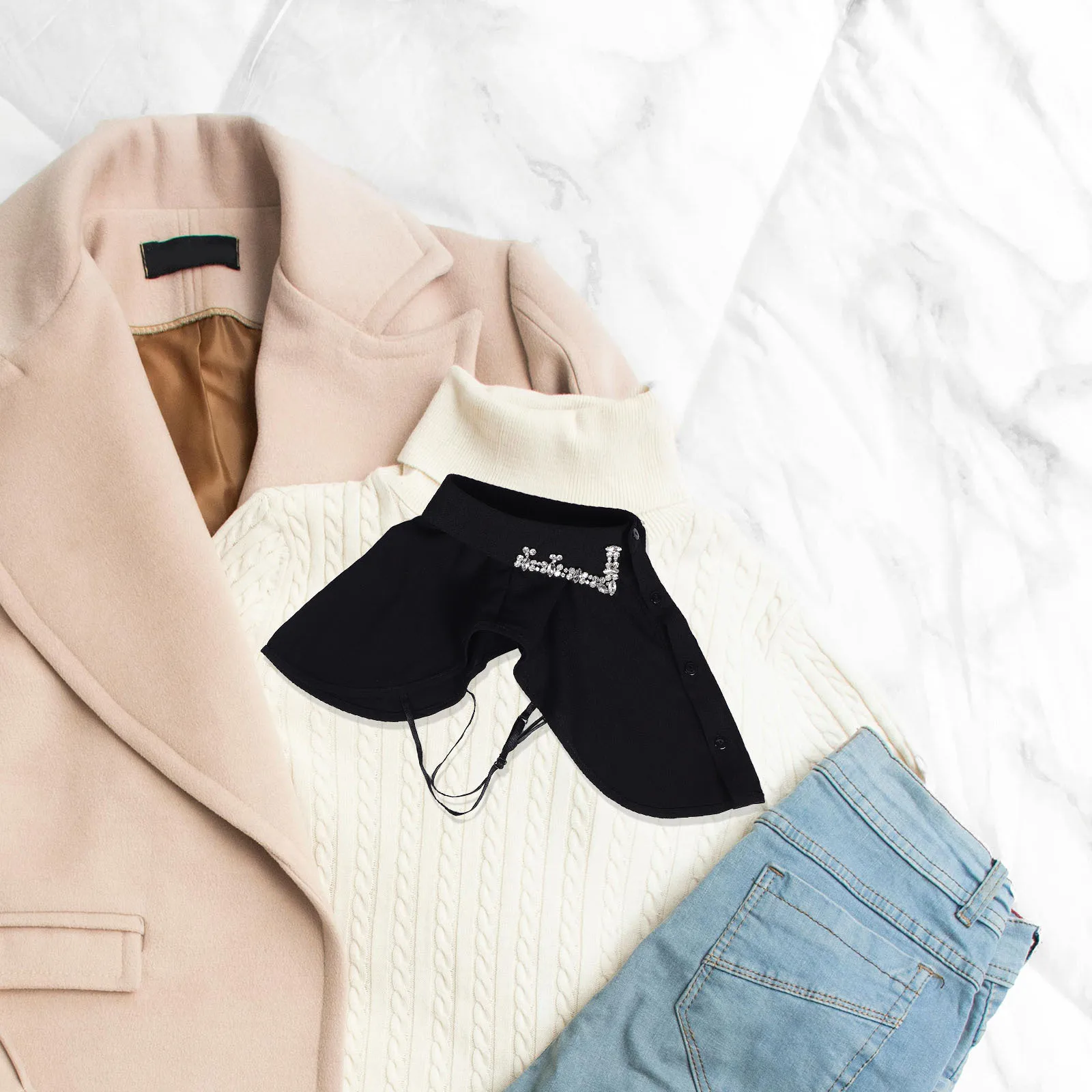 

2Pcs Rhinestone Faux Collar Women Detachable Elegant Half Shirt Collar Dickey Sparkly Jewelry Accessory for Outfit Enhancement