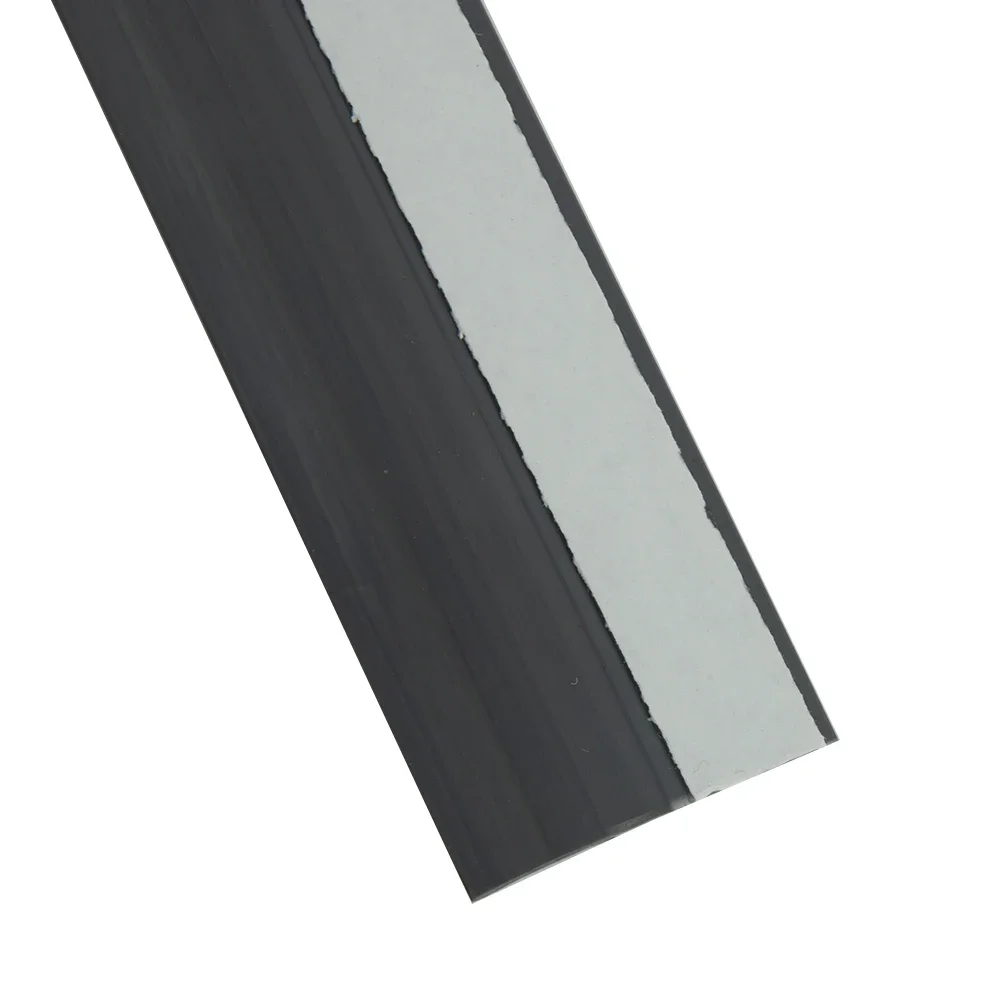 

Шумоподавление дверного нижнего уплотнения, литая конструкция, водонепроницаемая для влажных условий, сохраняет ваш домашний очиститель и сушилка