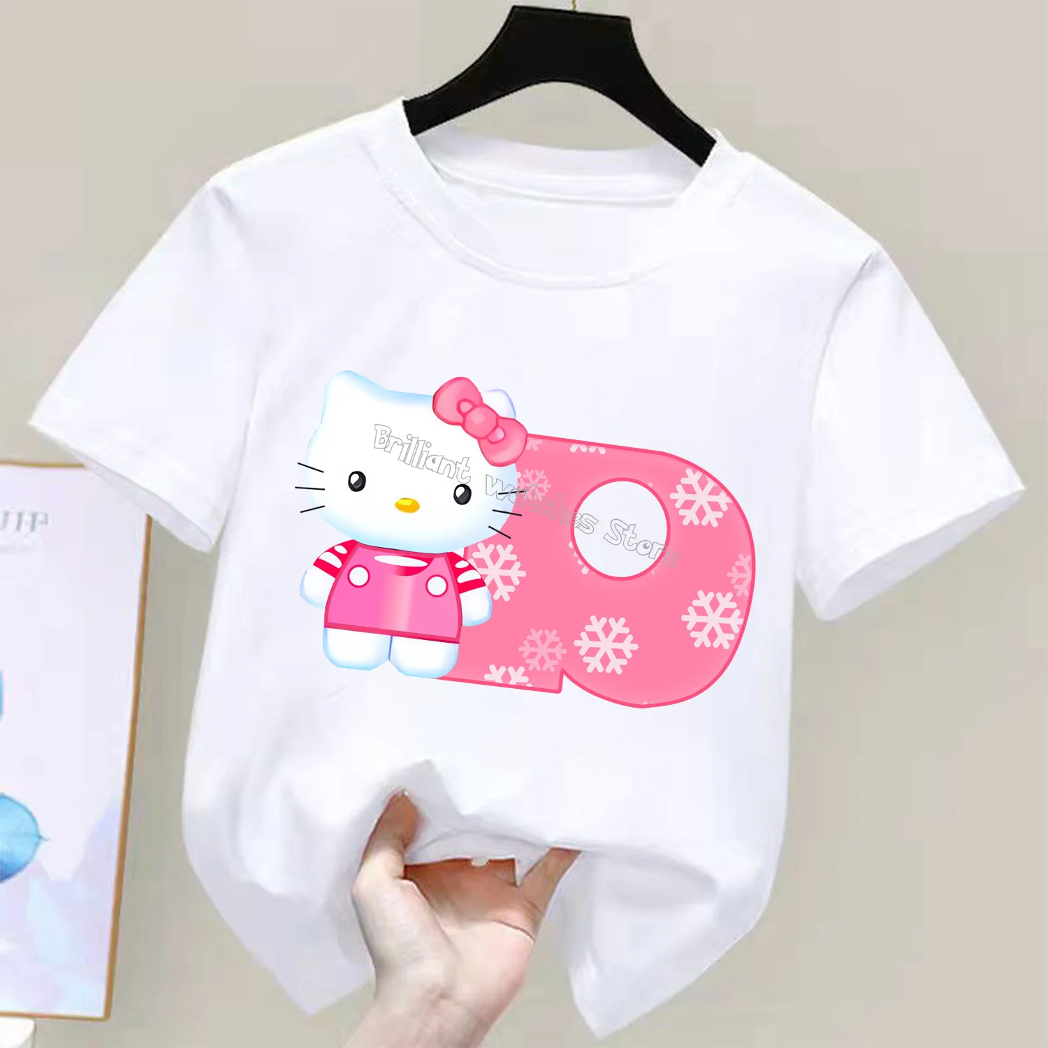 Hello Kitty 26 literki t-shirt dla dzieci Sanrio Cartoon t-shirt moda biały krótki rękaw uroczy Anime luźne ubrania prezent dla dzieci