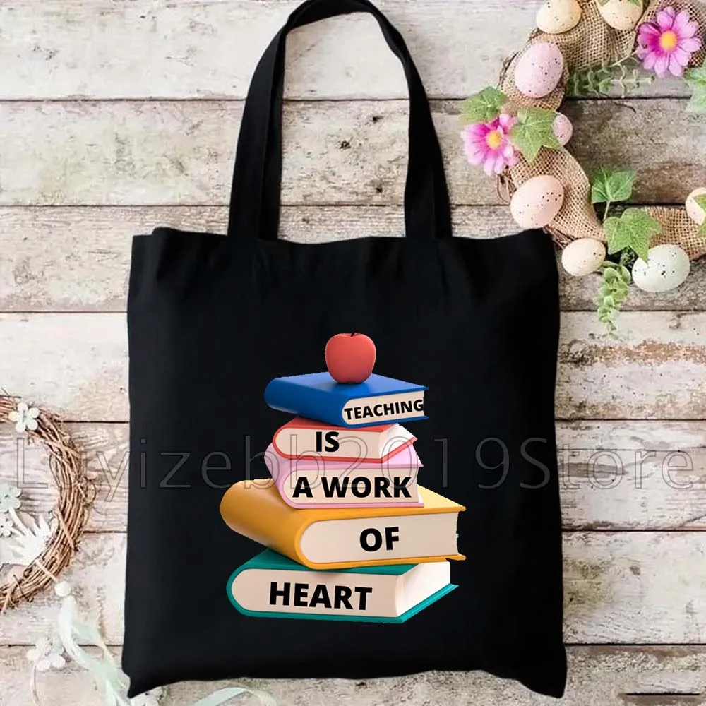 التدريس هو عمل القلب هدايا لطيف المرأة قماش حقيبة كتف حقيبة يد Harajuku المتسوق قابلة لإعادة الاستخدام أكياس التسوق القابلة للطي