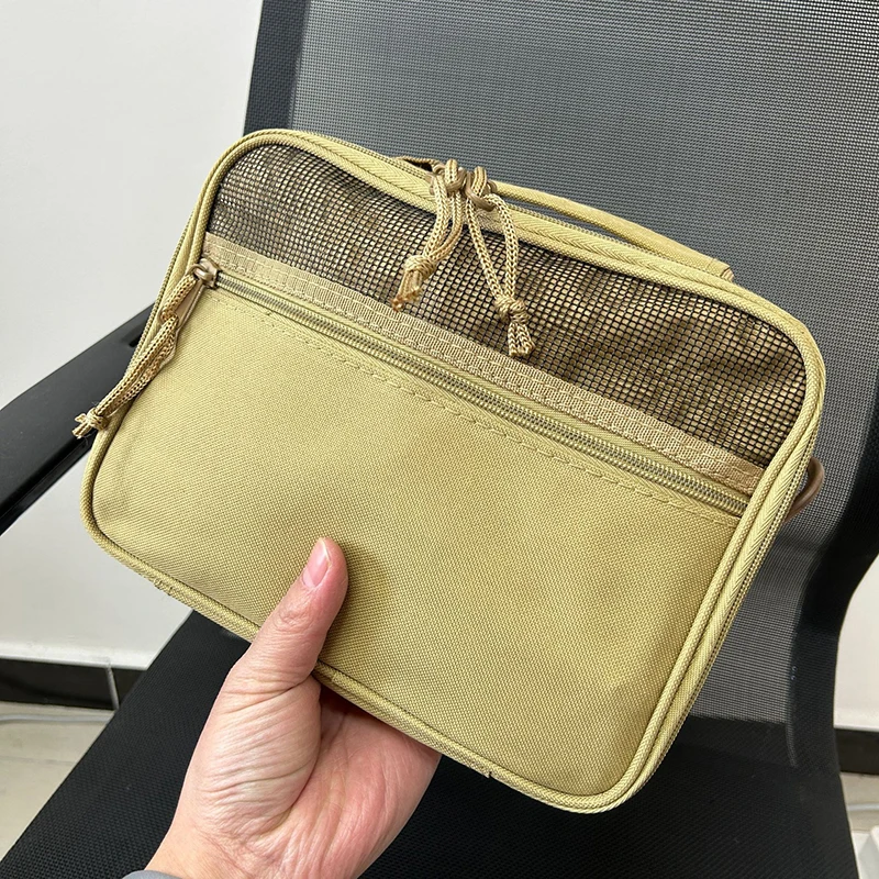 Tragbare Herren-Toilettentasche aus Oxford-Gewebe, Khaki, Reise-Organizer mit mehreren Taschen, hängende Waschtasche für Outdoor-Aktivitäten, Angeln und Kurzreisen – Detail 1