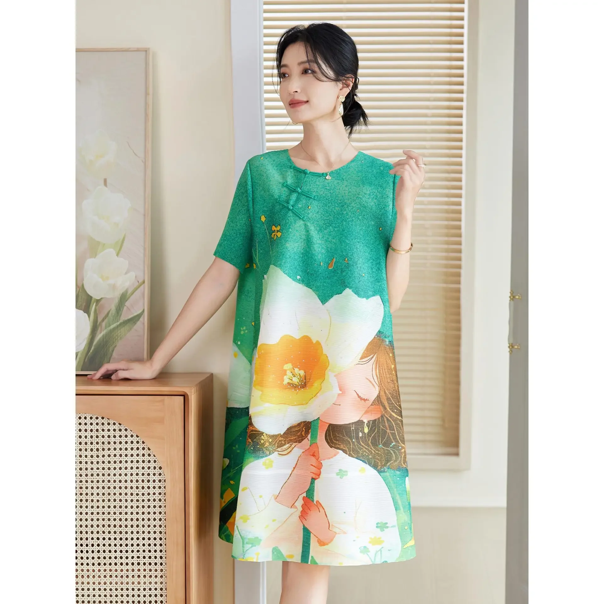 

Miyake Fashion Printed Skirt Women's Short Sleeve Dress 2024 New Mom Summer Clothes Loose Pleated Large Size Women's Clothes