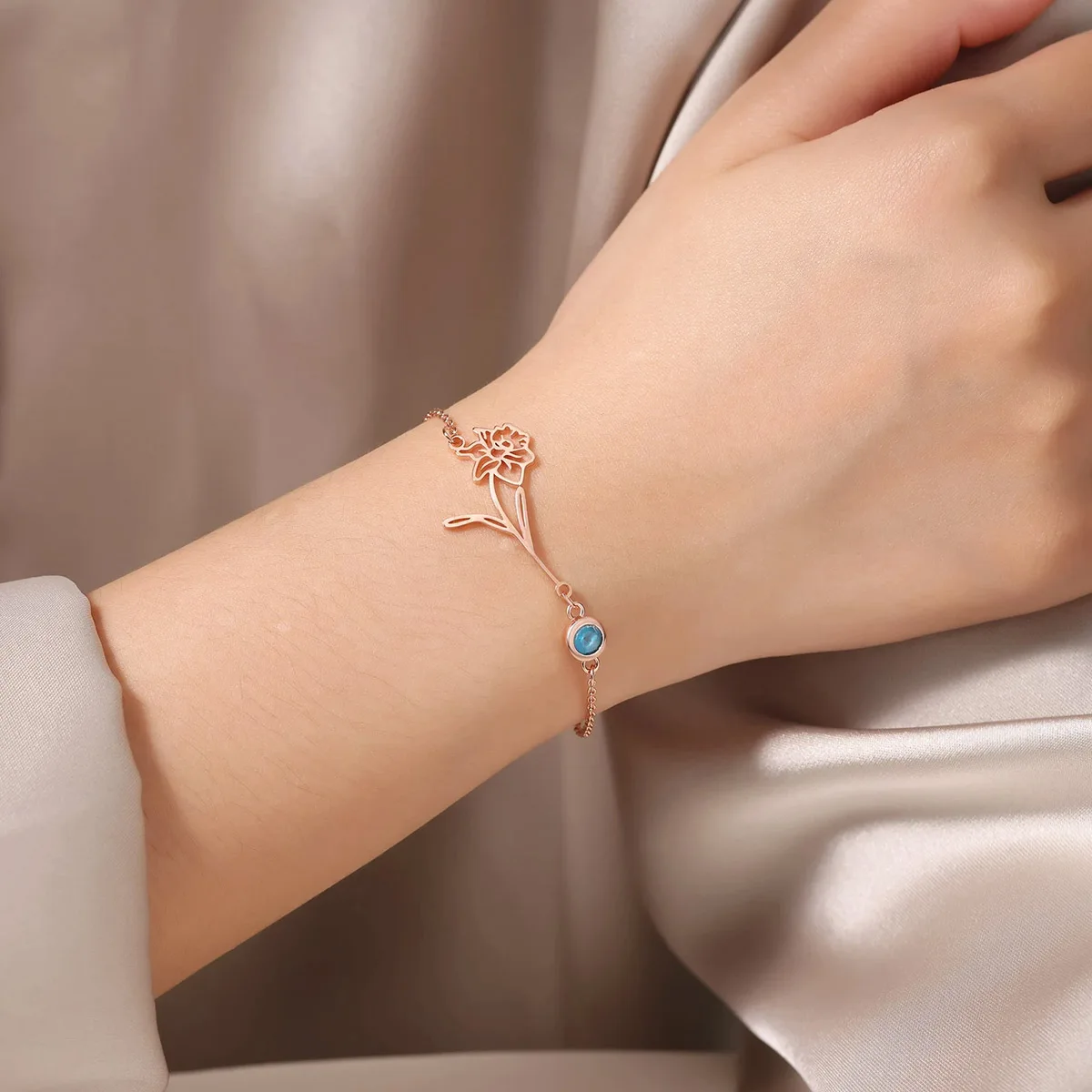 Custom Birth Flower Bracelet With Birthstone Stainless Steel Personalized Flower Birthstone Bracelets Jewelry Gift for Mom Her