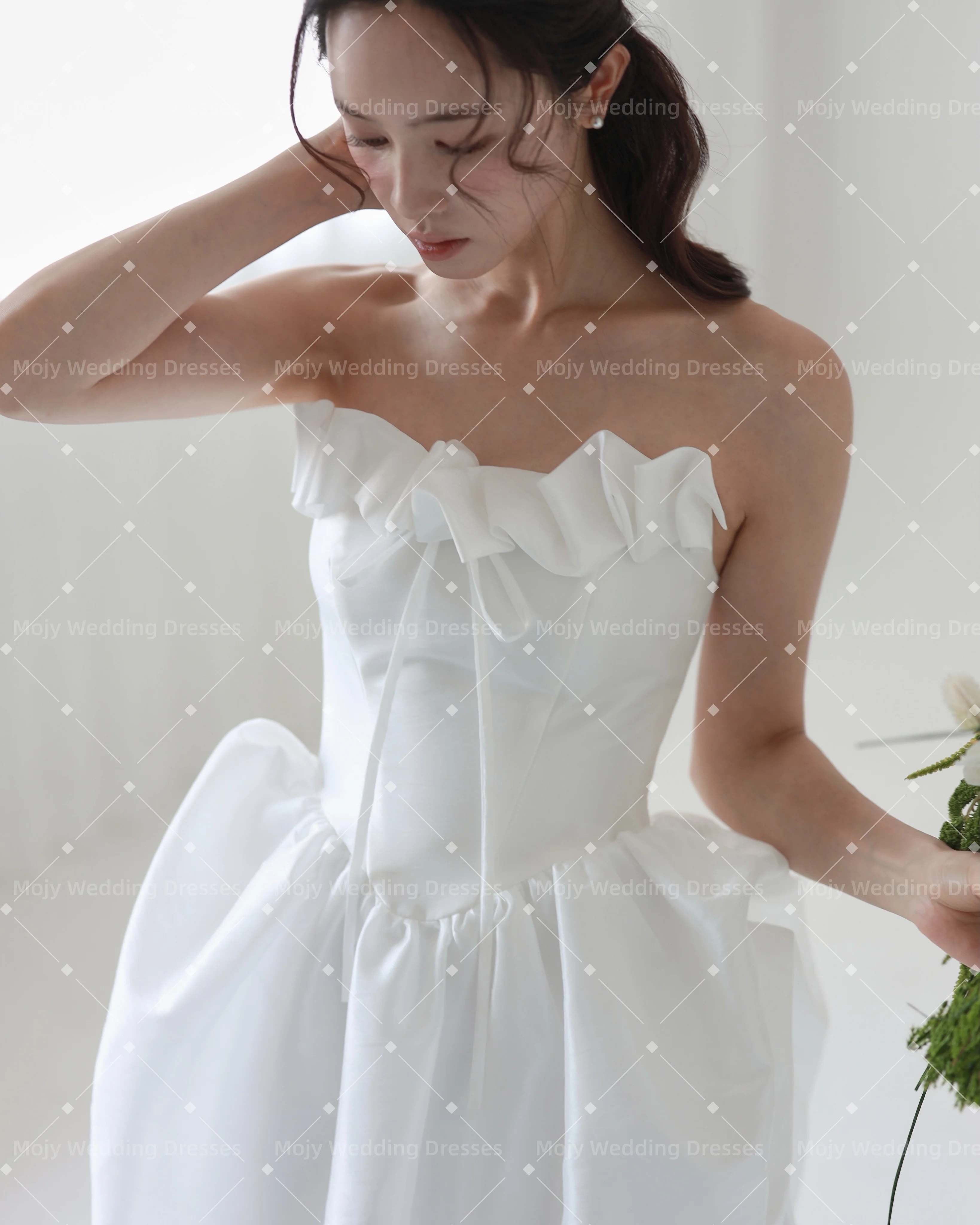 Mojy 2026 Strapless Sweet Korea Wedding Dresses Bow Soft Satin A-Line Photo Shoot Corsets Back Bridal Dresses 웨딩드레스 Customized