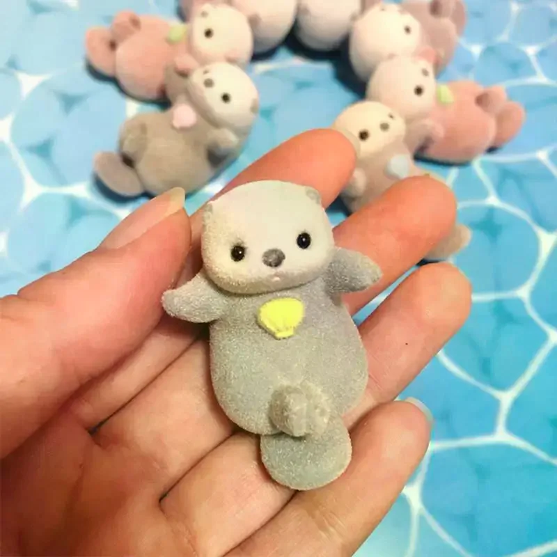 

Набор из 2 фигурок милых выдриных котят, игрушки-модели YELL Gashapon, капсульные игрушки, украшение для рабочего стола, подарки для детей