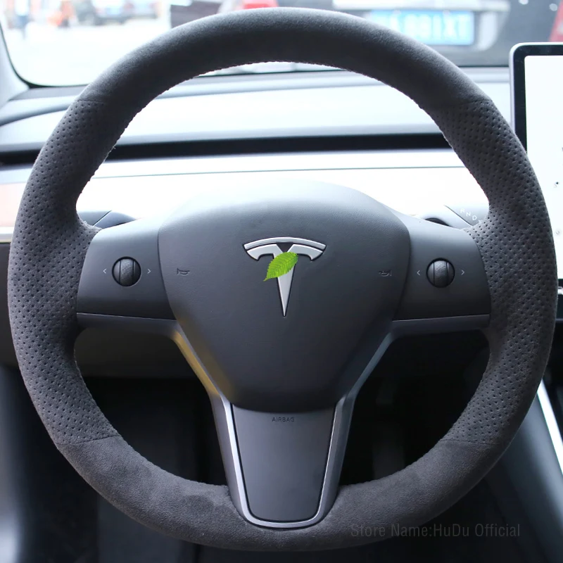 

На обложке для Tesla Model 3 Model Y 2011-2022, черные гладкие и перфорированные замшевые аксессуары для самостоятельной сборки