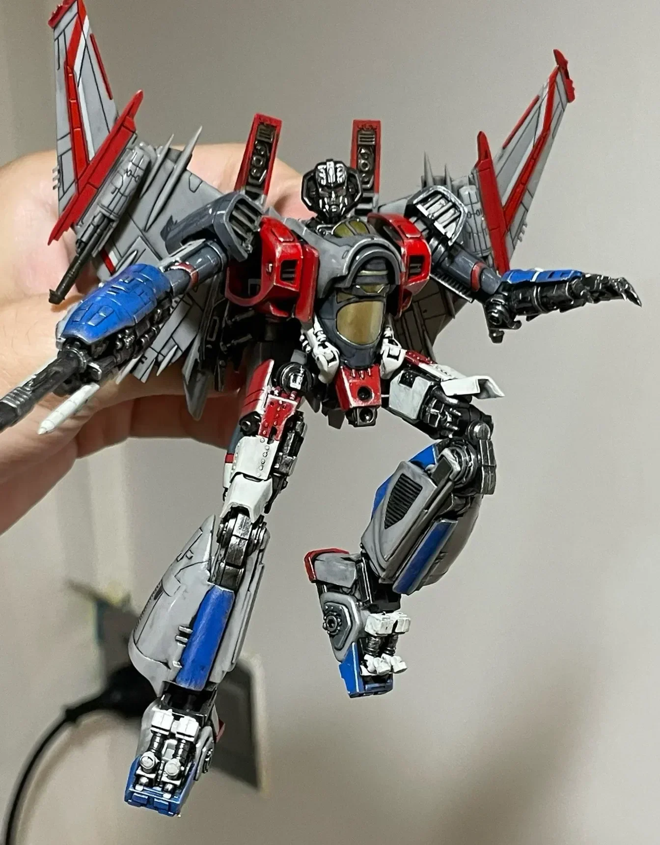 ในสต็อก Trumpeter สมาร์ทชุด SK08 TF6 Starscream กาวฟรี Transformation ของเล่น Movable ASSEMBLY หุ่นยนต์ Action Figures อะนิเมะของขวัญ