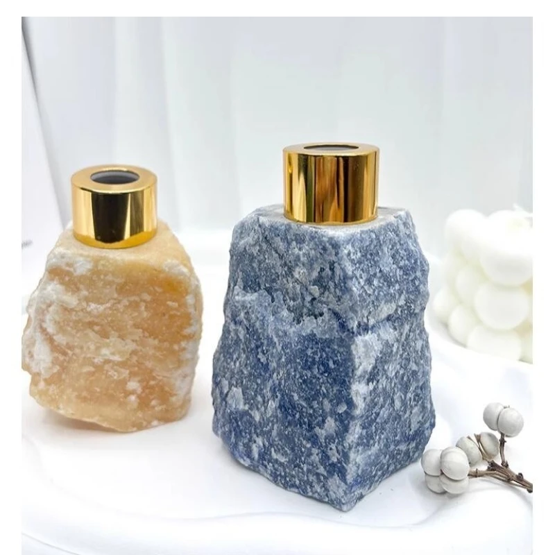 bouteille-d'aromatherapie-decor-d'huile-vide-chambre-d'hotel-haut-de-gamme