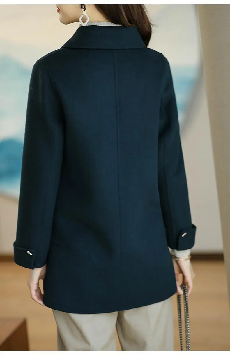 سترة صوفية عصرية على الطراز الكوري رفيعة ومتعددة الاستخدامات وياقة بولو وصدر واحد للنساء