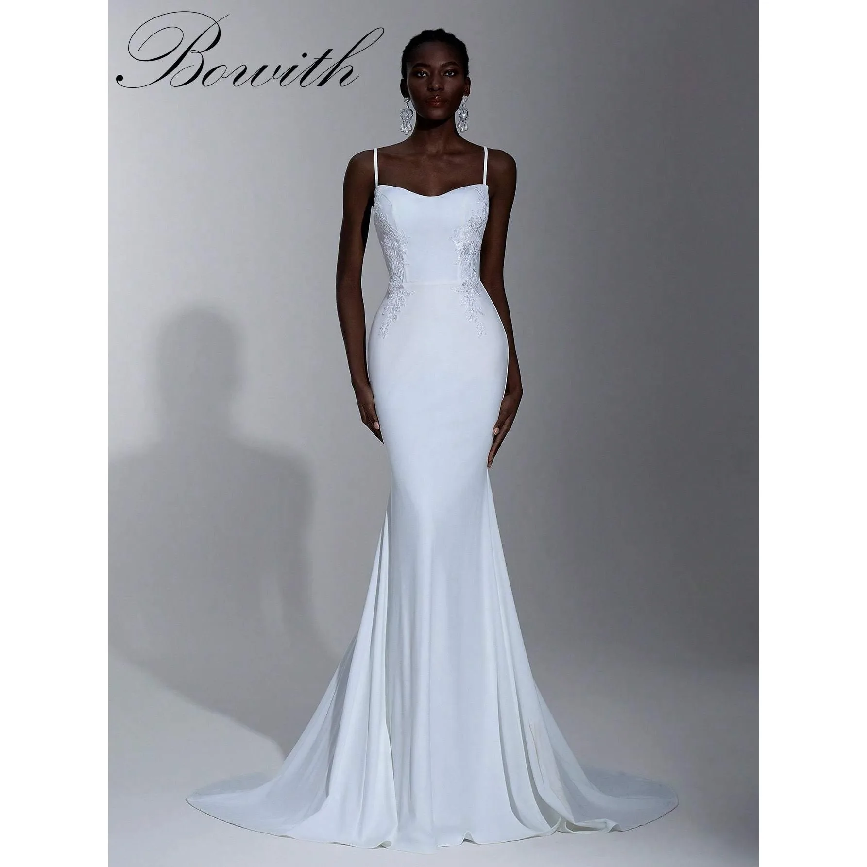 

Bowith Customized Spaghetti Strap Backless Floral Applique Fishtail Decorated Wedding Dress