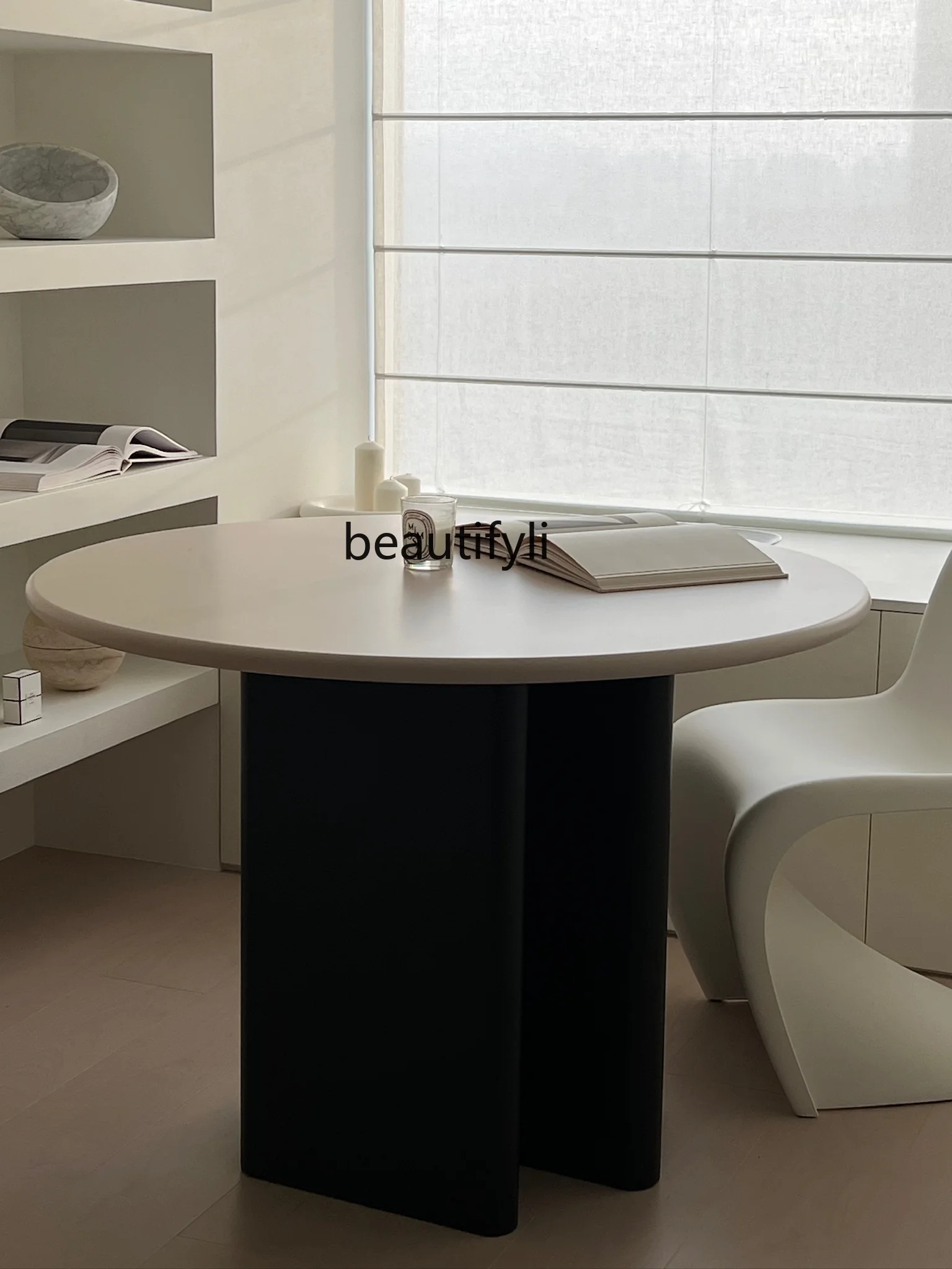 

New, simple for home use, round table dining table, cream white wood noodles