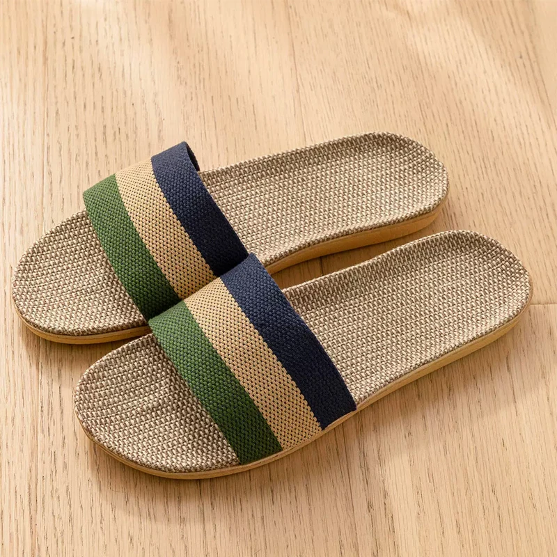 Men Comfortable Linen Slippers Home Bathroom Home Light Soft-Soled Shoes Male Beach Slippers Slides Shower for All Season ﻿
