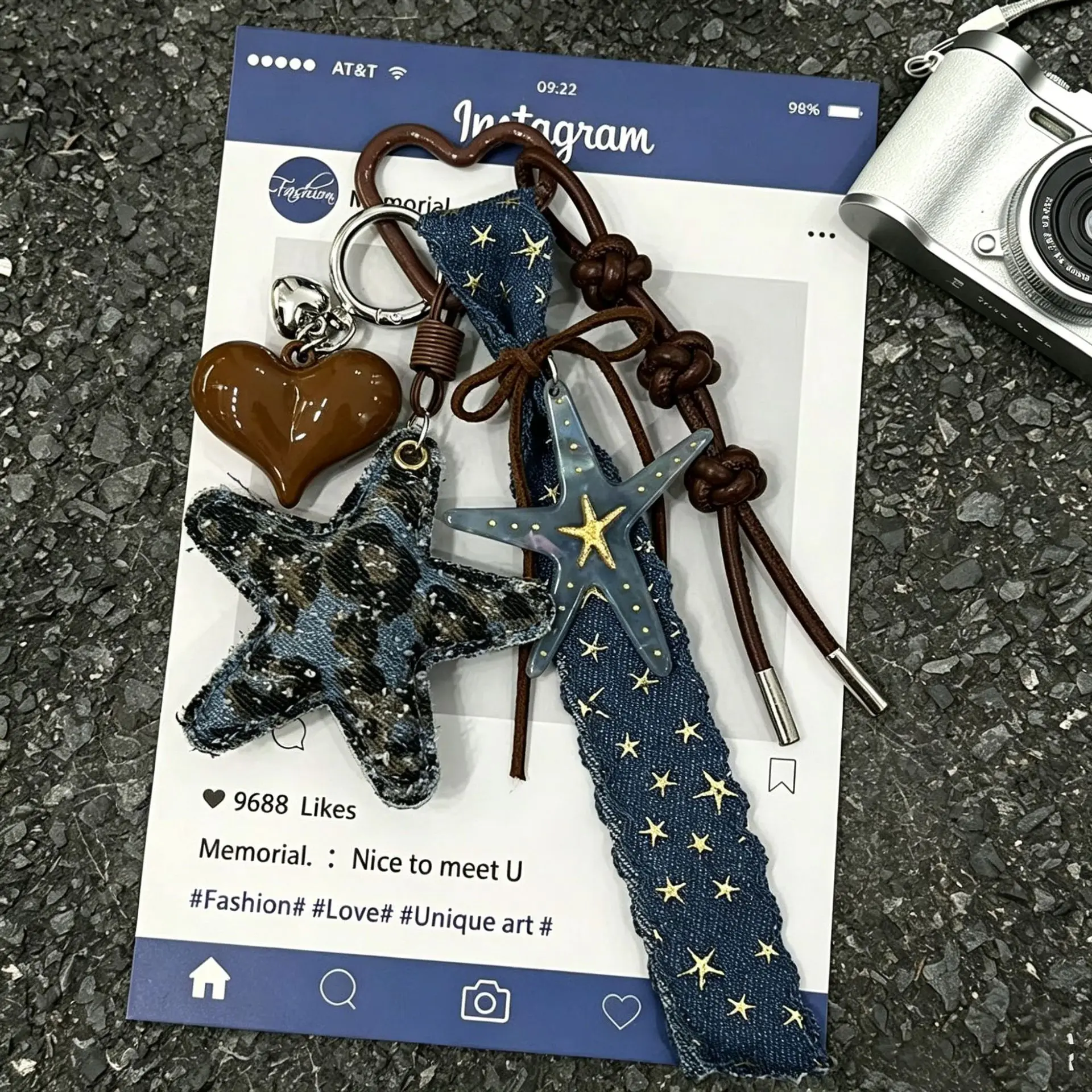 Leopard Print Denim Star Charm Keychain for Waste-Land Style, Brown Leather Heart Pendant with Braided Rope – Fashion