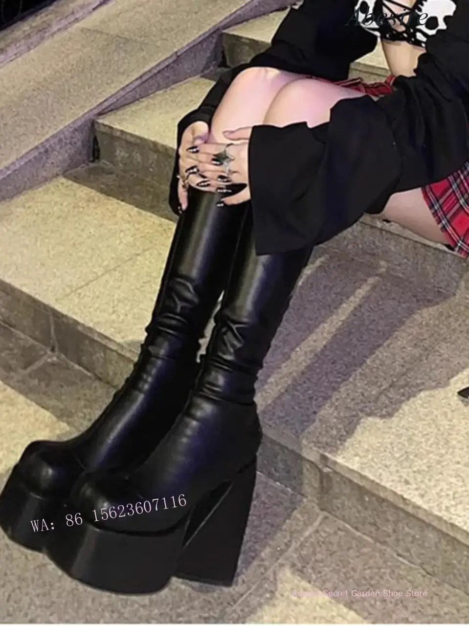 New Hot Girl Stretch Slim Boots Women Fashion Thick High Heels Slim Waterproof Platform Light Luxury Fashion Personalized Boots