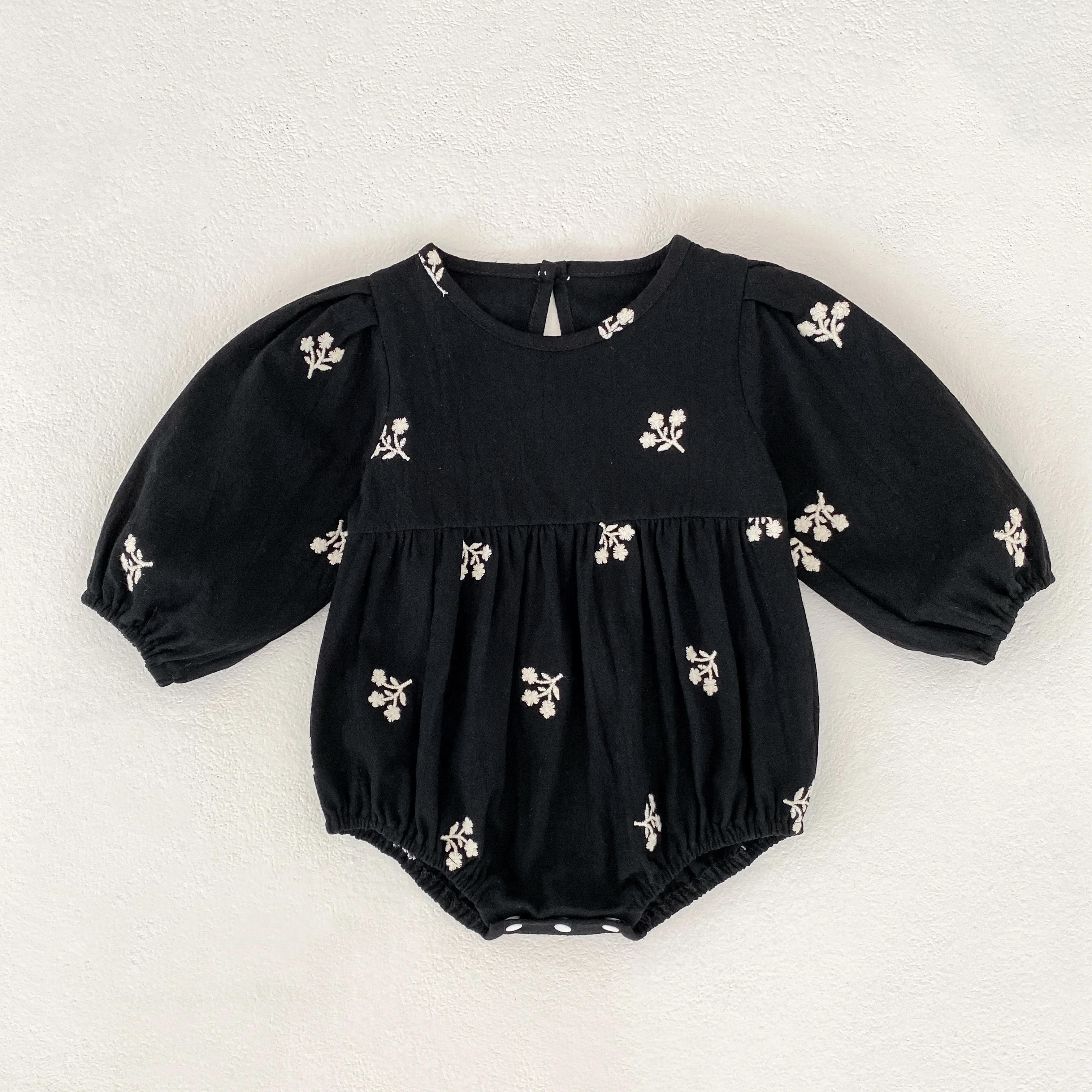 Neue Baby Gestickte Bogen Strampler Herbst Neugeborene Mädchen Romper Baby Kleidung Langarm Overall Klettern Kleidung Baby Baumwolle Kleidung – Detail 2