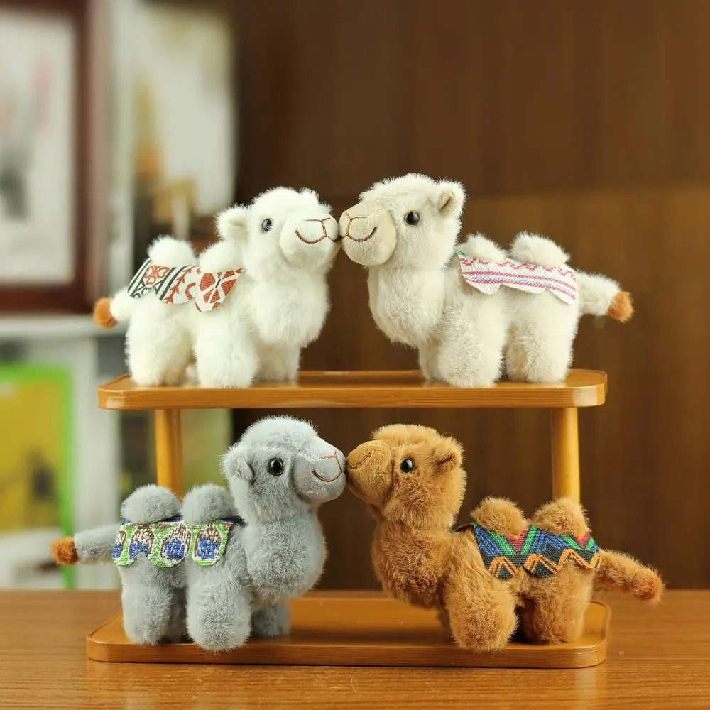Fashion Camel Keychain Cute Style Patterned Saddle Camel Bag Charm Soft Stuffed Stuffed Camel Backpack Decoration