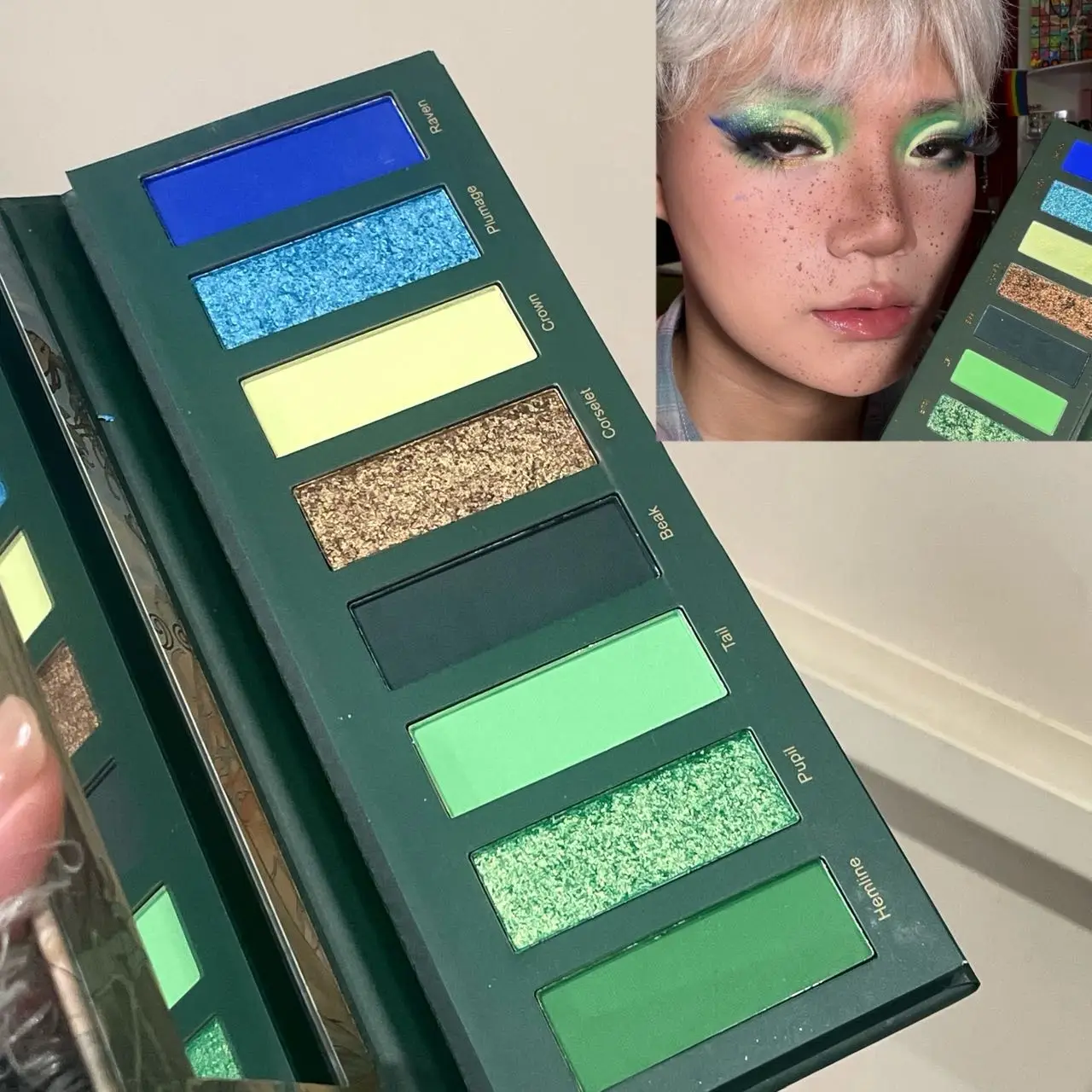 لوحة ظلال عيون مكونة من 8 ألوان غير لامعة بيرليسسينت دخان مستقطب أرجواني ظلال عيون أزرق أخضر لامع لوحة مكياج للهالوين