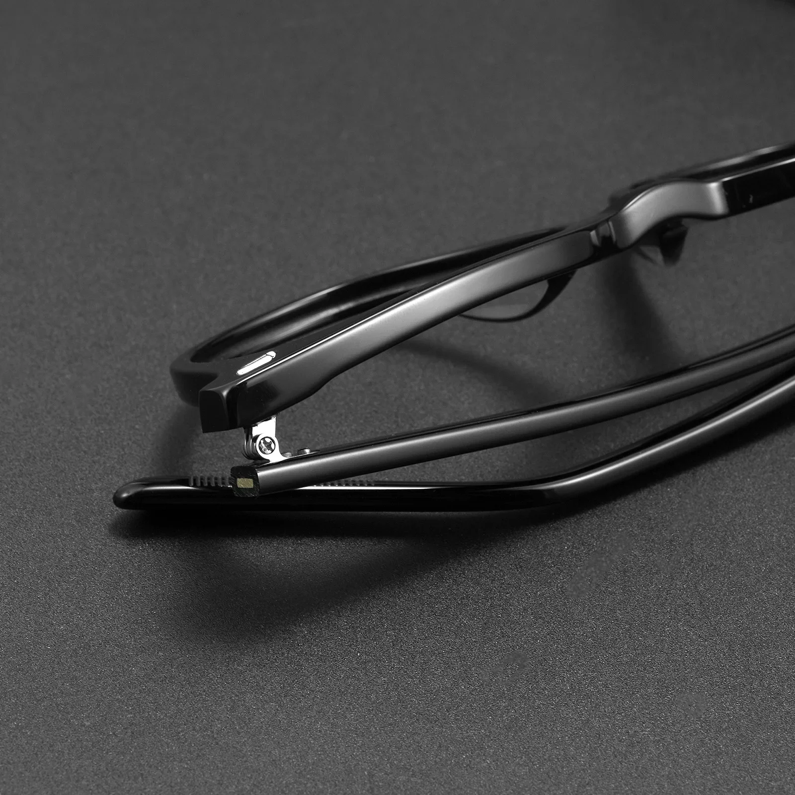 إطار نظارات بصرية كلاسيكي أنيق للرجال خفيف TR90 للنساء إطار كبير مربع شفاف نظارات طبية جديدة