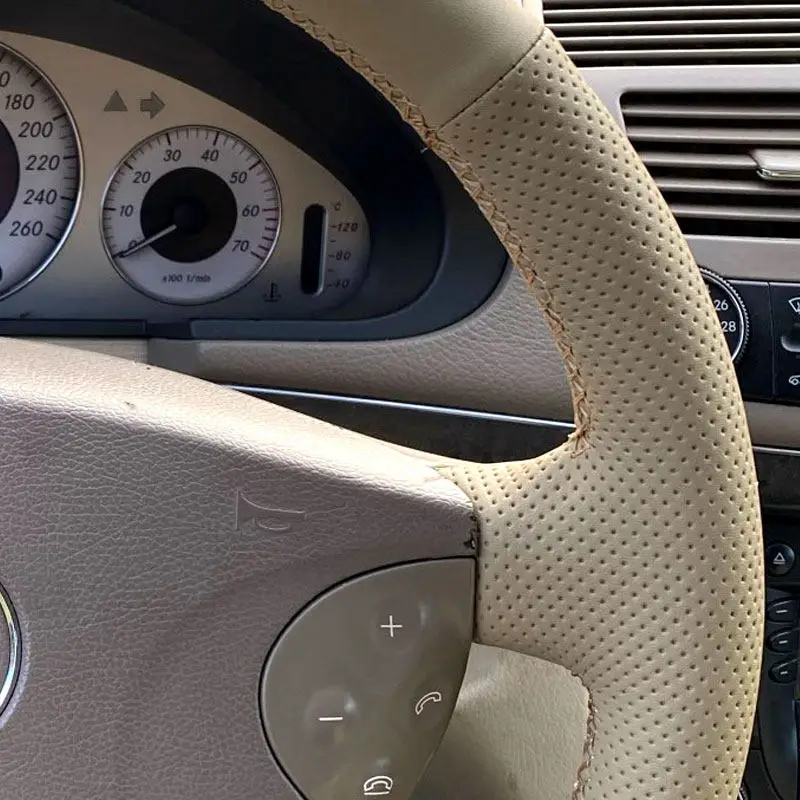 Handgeflochtener perforierter Mikrofaser-Leder-Lenkradbezug für Fiat 500 2007-2015, 500C 2014-2017, 500e 2014-2018, Beige