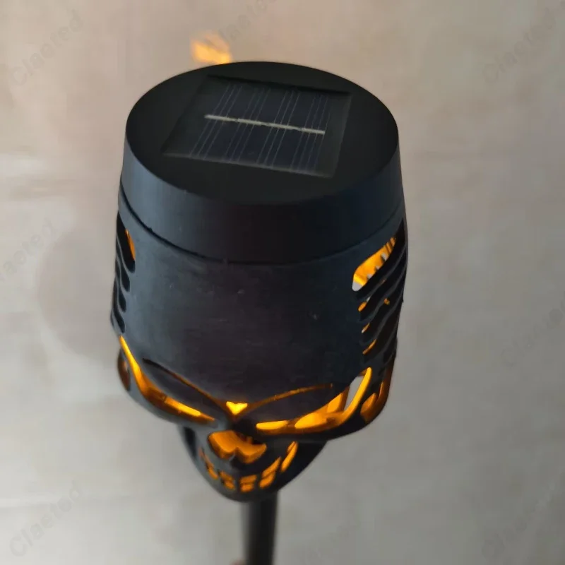 Creative New LED Solar Skull Simulation Flame Light Courtyard Garden Lawn Plug-in Landscape Light Atmosphere Decoration Lighting