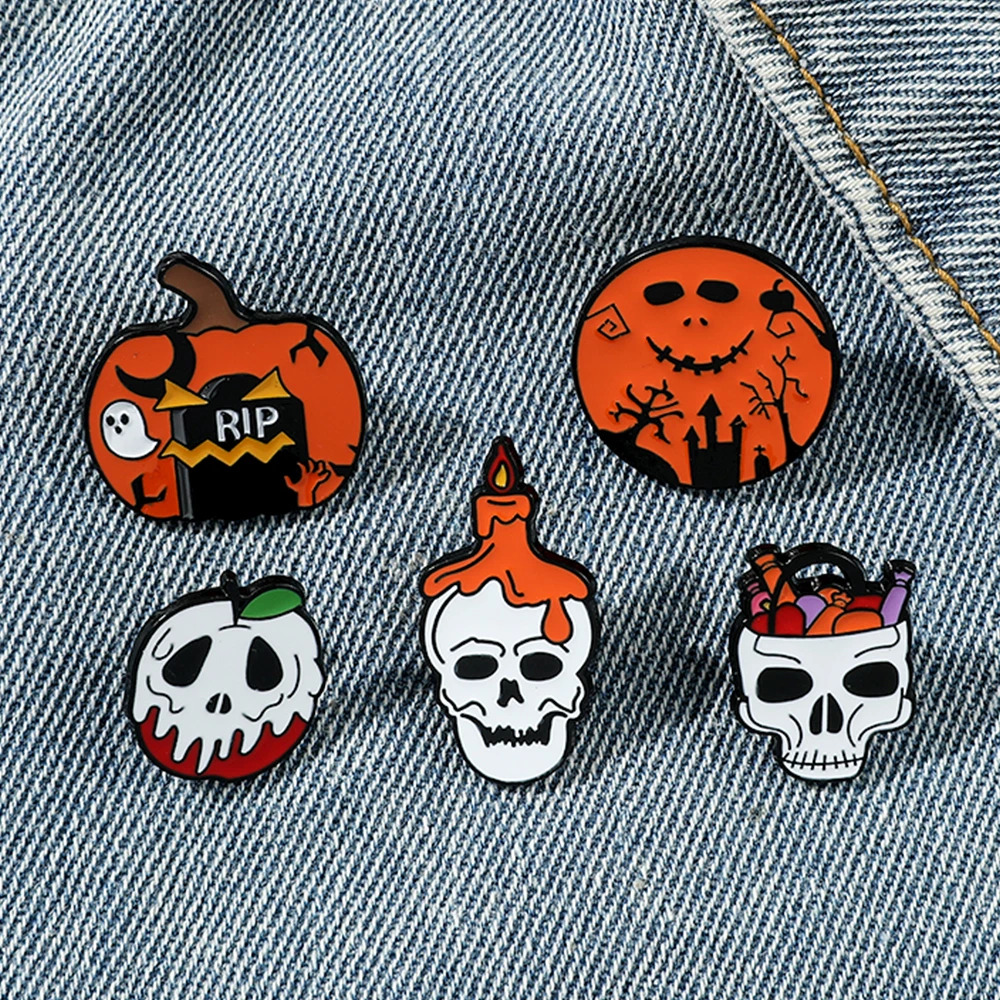 

Halloween Enamel Brooch Jewelry Skeleton Pumpkin Apple Pattern Festival Badge for Halloween Clothing Backpack Accessories Gifts