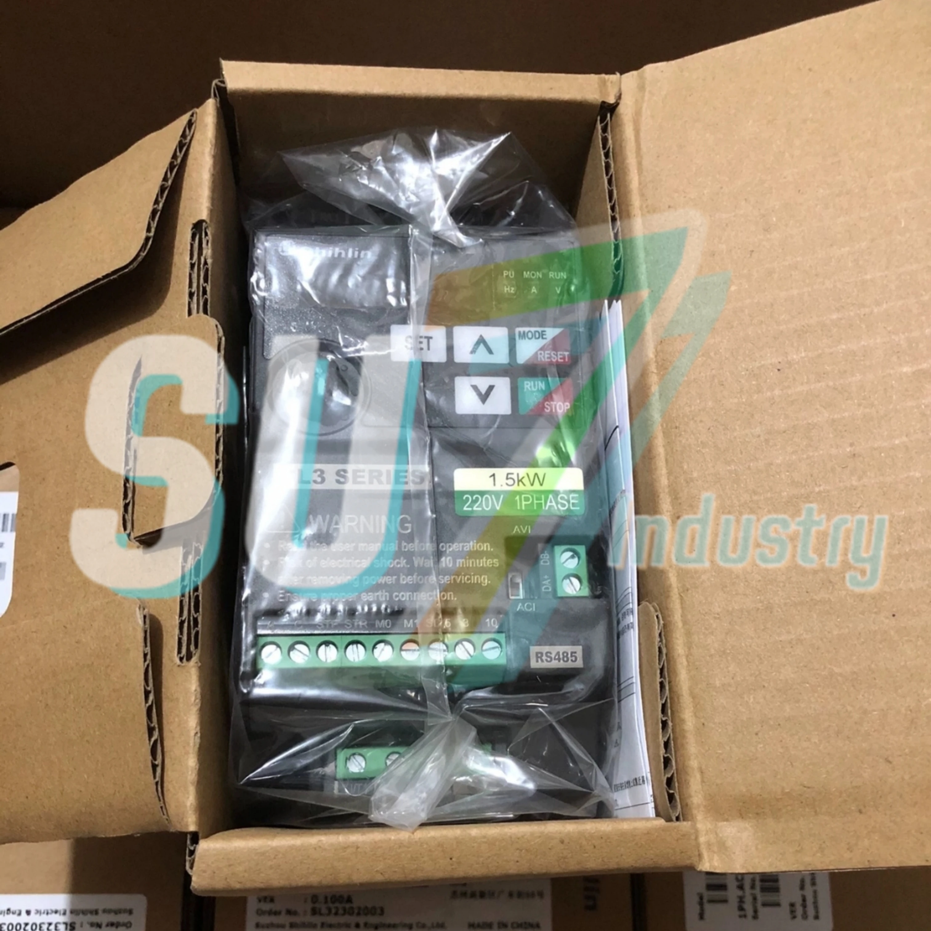 

SL3-021-0.4K SL3-021-0.75K SL3-021-1.5K frequency converter 100%New