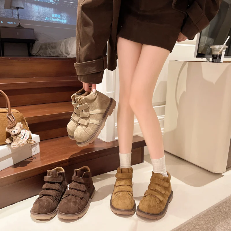 

Hot-selling Women's Ankle Boots 2025 Autumn Versatile Wear-resistant Super Popular Velcro Thick-soled Height-increasing Boots