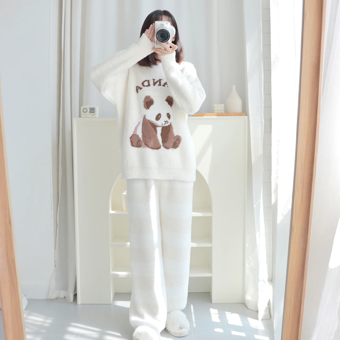 Otoño/Invierno nueva llegada ropa de hogar para mujer, conjunto de pijama térmico grueso con cuello redondo Simple a la moda
