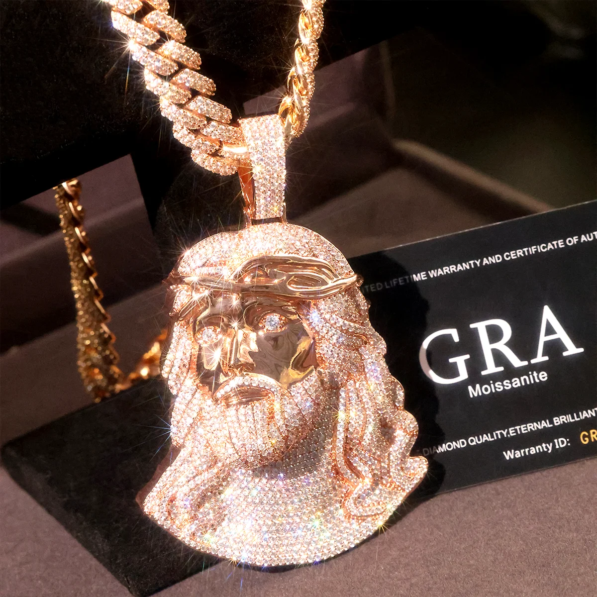 

Премиальное ожерелье с 3D-подвеской в виде головы Иисуса, инкрустированной стразами, на цепочке Cuban Link, роскошные хип-хоп украшения, религиозный амулет в стиле Bling, для рэперов