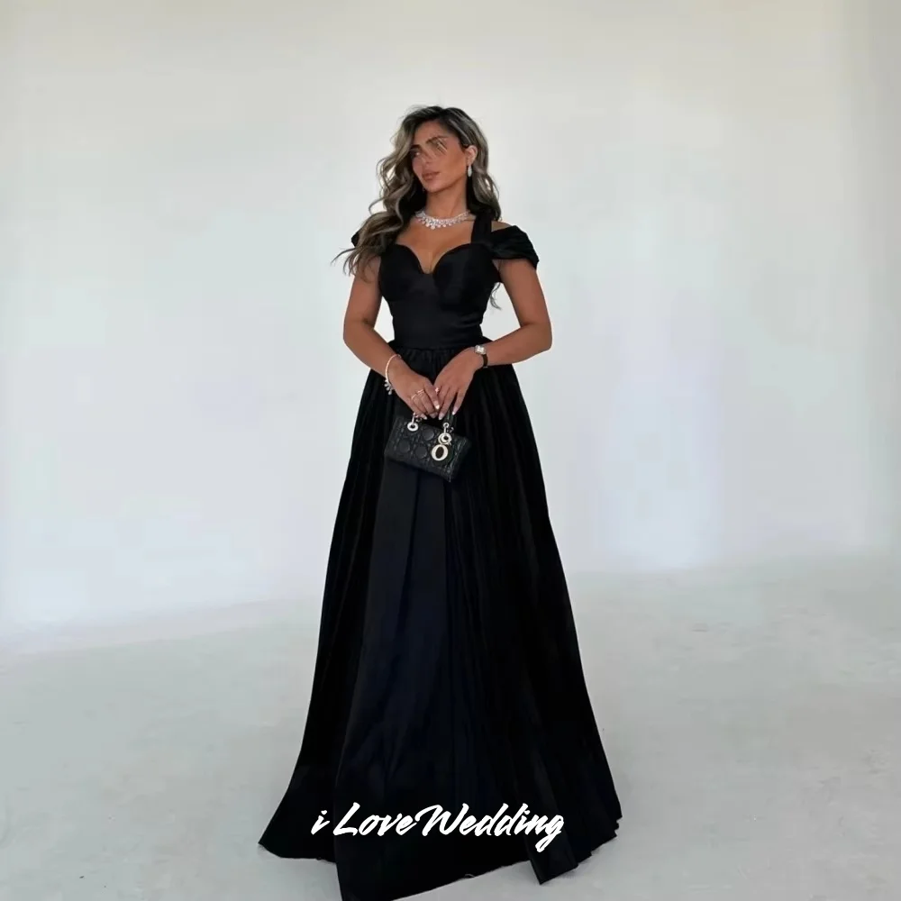 Schwarze herzförmige Abendkleider aus Satin, schulterfrei, A-Linie, Robe de Soirée, bodenlang, plissiert, Hochzeitsparty-Kleider, individuell gestaltet