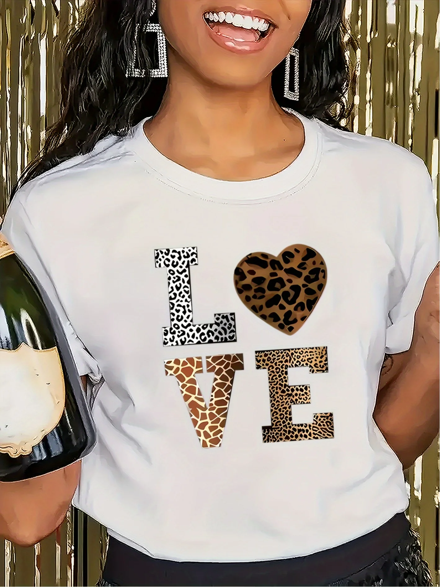Fashion White 'Love' Leopard Heart Pattern T-shirt-Casual Round Neck Short Sleeves Casual T-shirt Leopard Heart Pattern